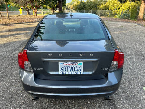 2011 Volvo S40 T5