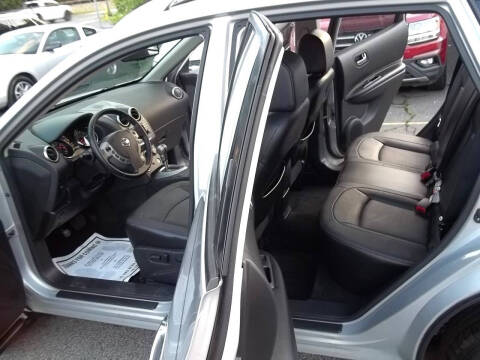 2013 Nissan Rogue SV w/SL Package