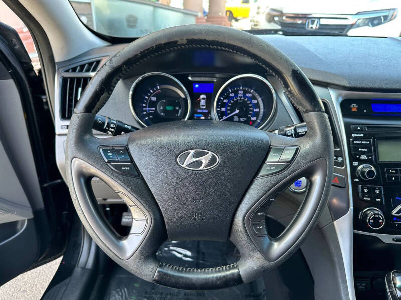 2012 Hyundai Sonata Hybrid