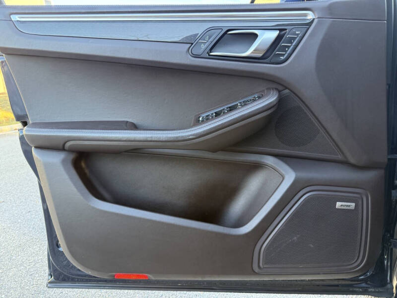 2019 Porsche Macan S