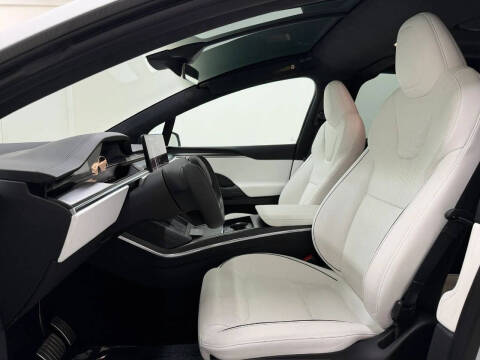 2022 Tesla Model X Plaid
