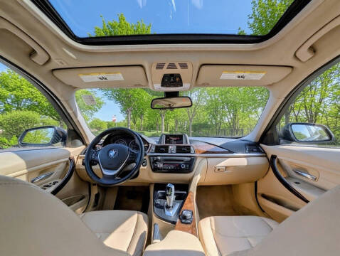 2015 BMW 3 Series 328i