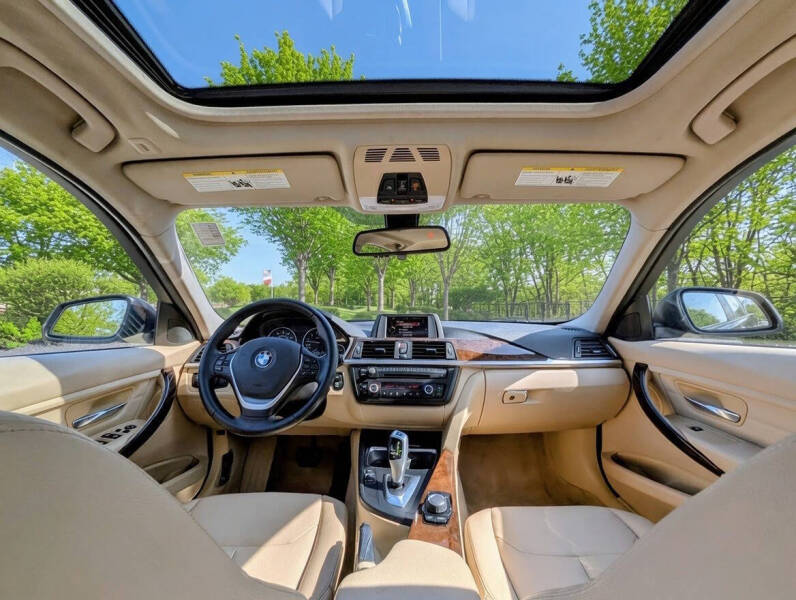 2015 BMW 3 Series 328i