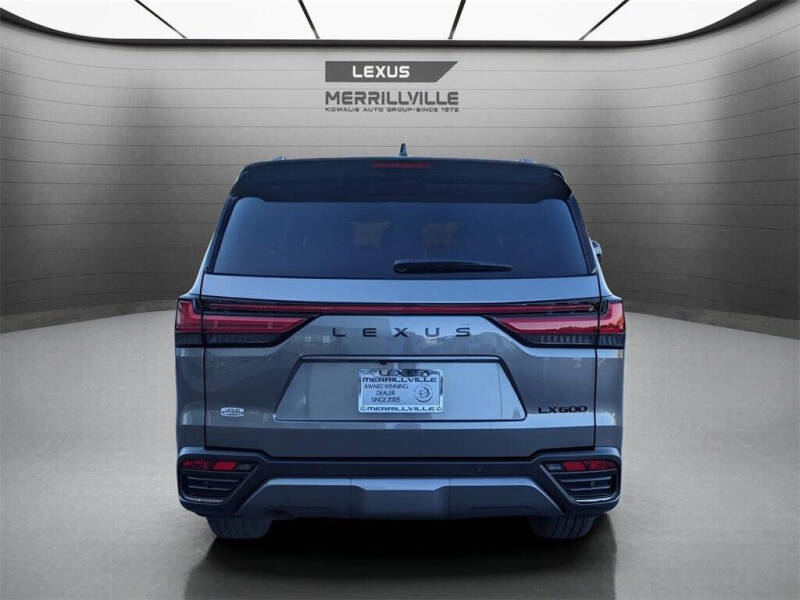 2025 Lexus LX 600 Premium