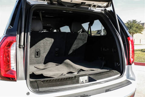 2022 GMC Yukon XL SLT