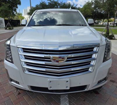 2019 Cadillac Escalade Platinum