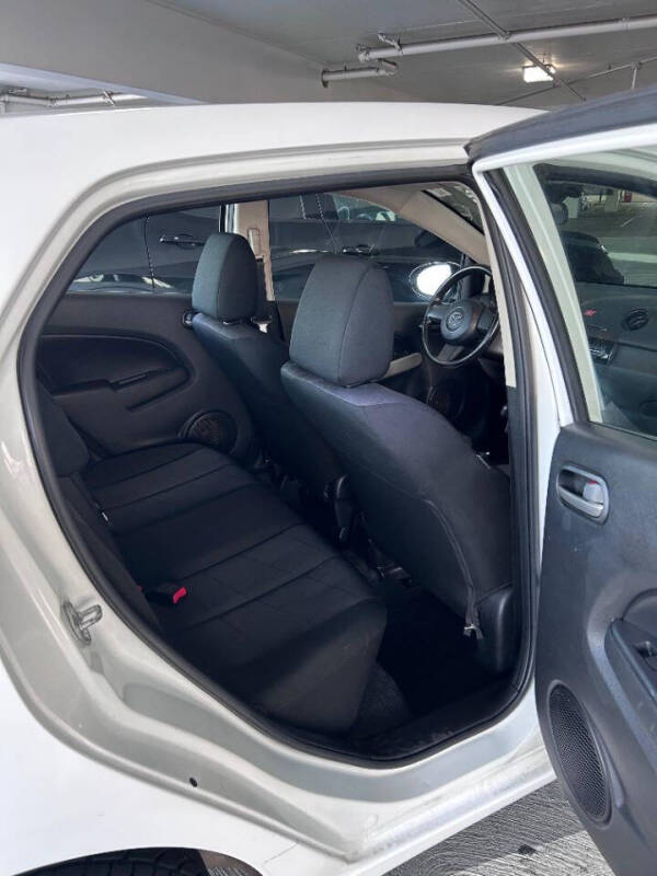 2014 Mazda MAZDA2 Sport