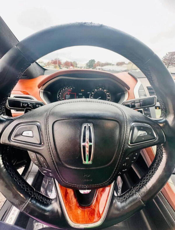 2017 Lincoln MKZ Black Label