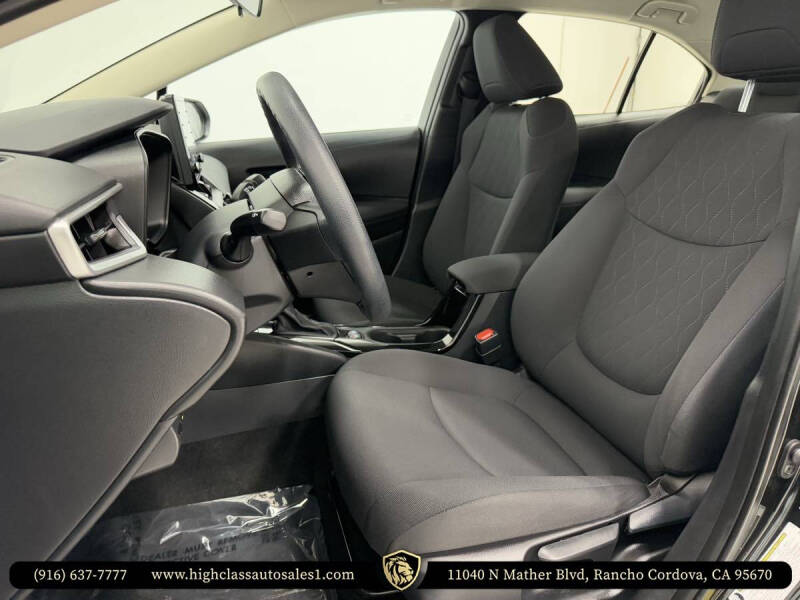 2022 Toyota Corolla LE