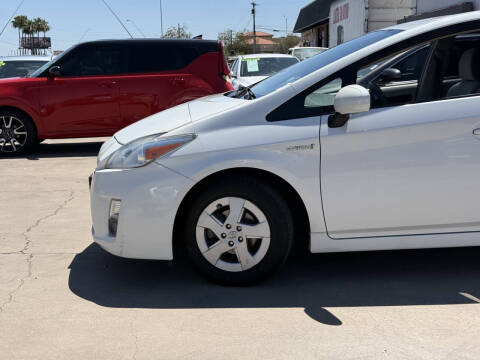 2010 Toyota Prius III