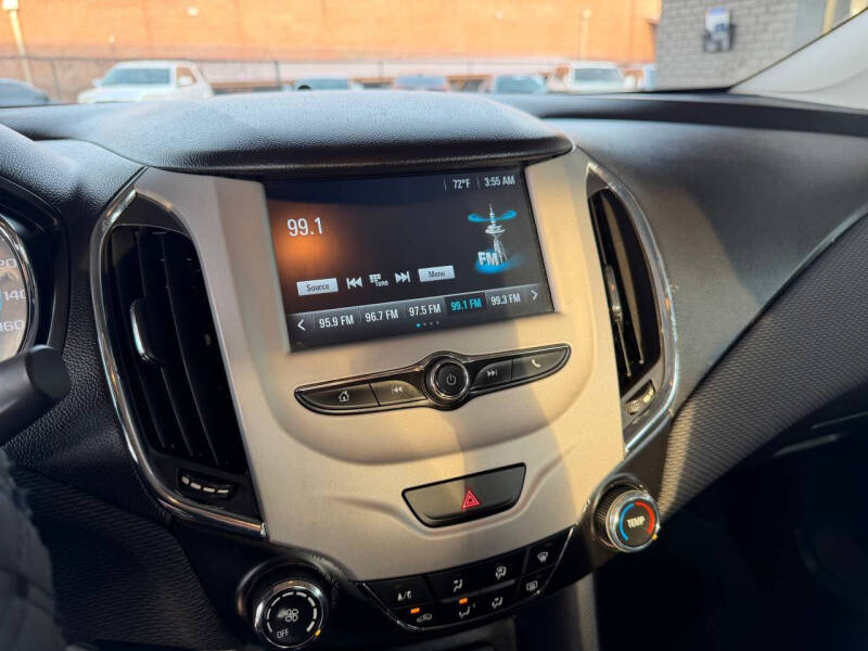 2017 Chevrolet Cruze LS Auto