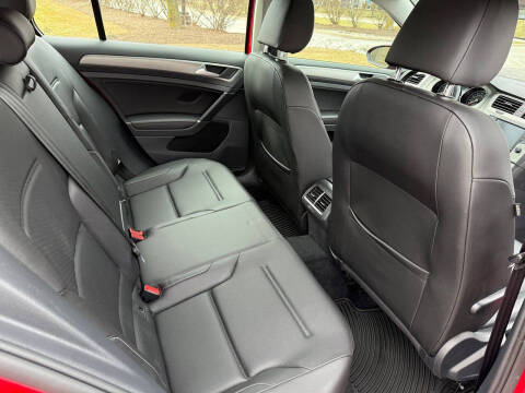 2017 Volkswagen Golf TSI Wolfsburg Edition