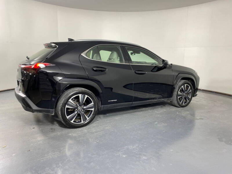 2022 Lexus UX 250h