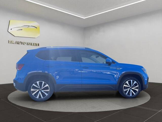 2022 Volkswagen Taos SE 4Motion