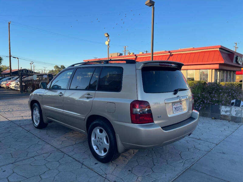 2005 Toyota Highlander Limited