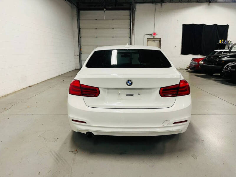 2017 BMW 3 Series 320i xDrive