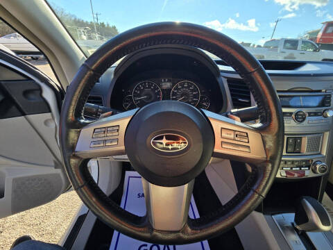 2011 Subaru Legacy 2.5i Premium