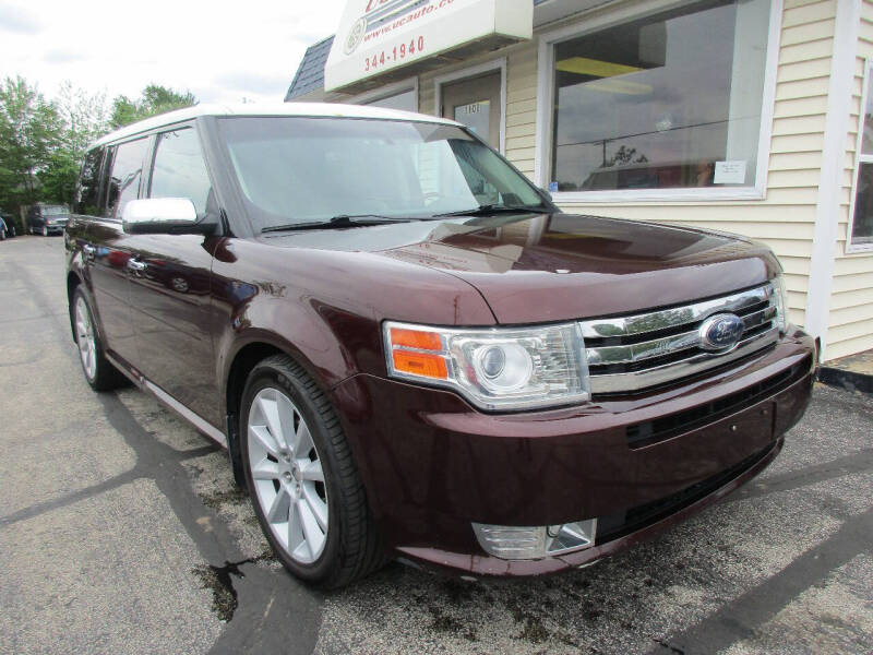 Used 2010 Ford Flex Limited with VIN 2FMHK6DT0ABA13640 for sale in Urbana, IL