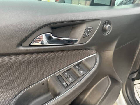 2018 Chevrolet Cruze LT Auto