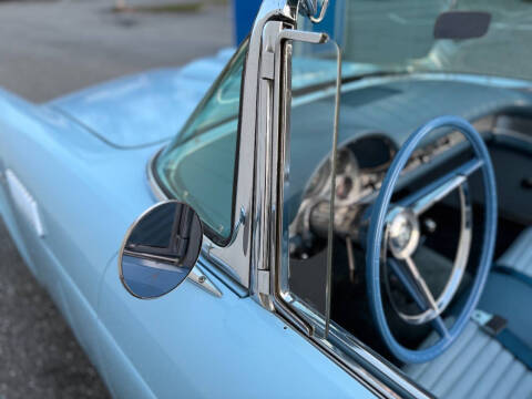 1957 Ford Thunderbird