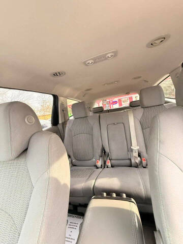 2013 Chevrolet Traverse LS