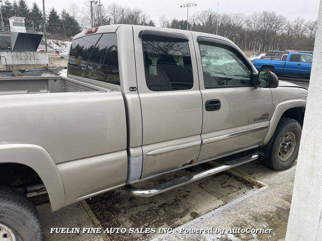 2004 GMC Sierra 2500HD for sale at FUELIN  FINE AUTO SALES INC in Saylorsburg, PA