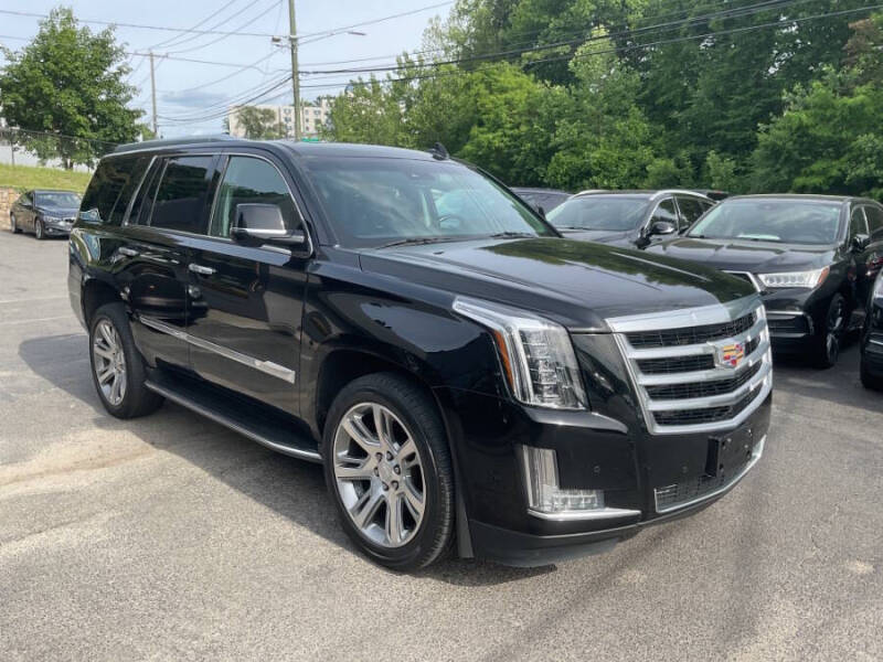 2017 Cadillac Escalade Luxury