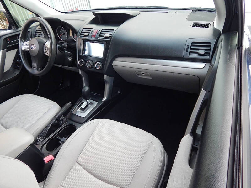 2014 Subaru Forester 2.5i