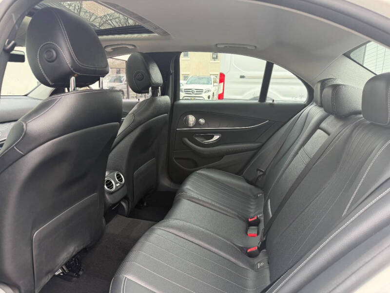 2017 Mercedes-Benz E-Class E 300 4MATIC