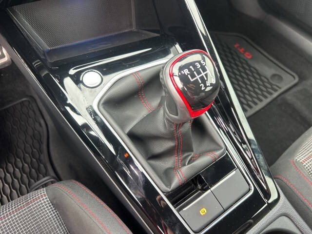 2024 Volkswagen Golf GTI 380 S