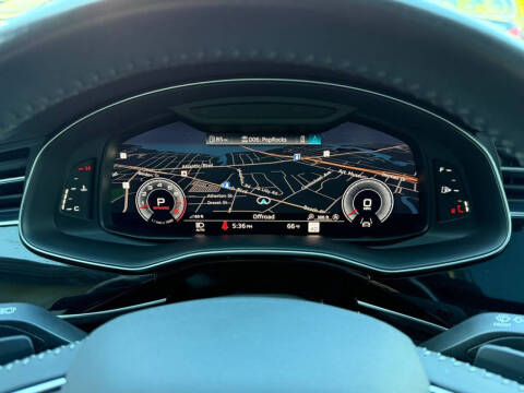 2019 Audi Q8 quattro Premium Plus 55 TFSI