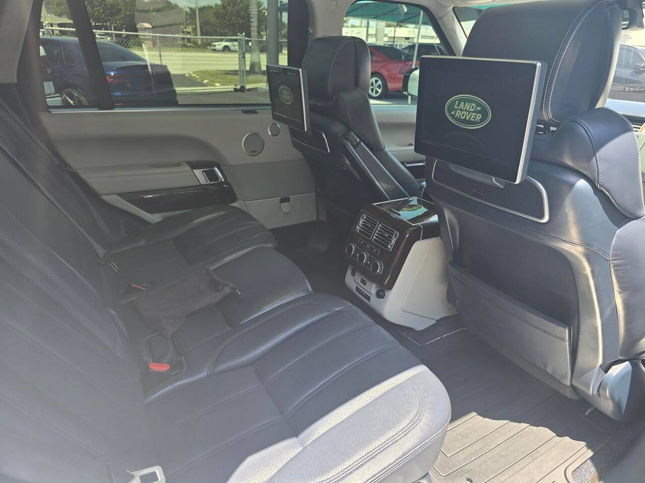 2016 Land Rover Range Rover 13