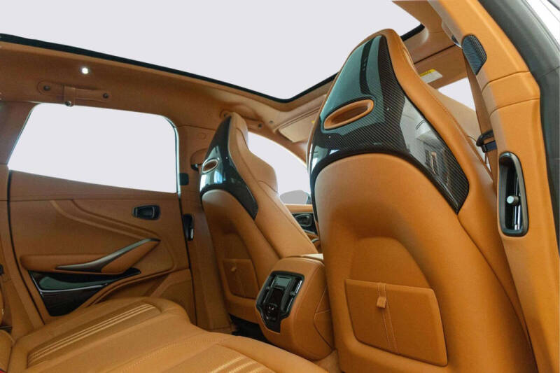 2026 Aston Martin DBX 707