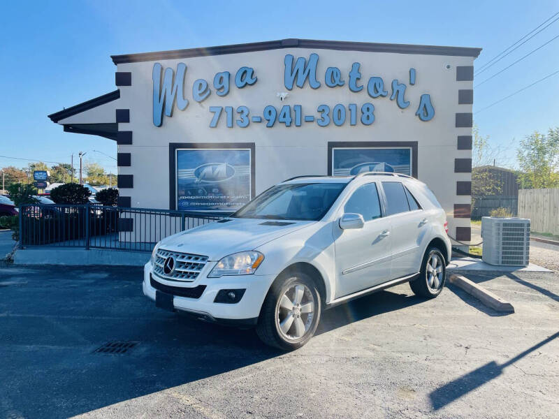 2010 Mercedes-Benz M-Class ML350's photo