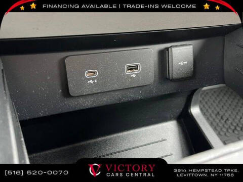 2022 Land Rover Defender 110 X-Dynamic SE