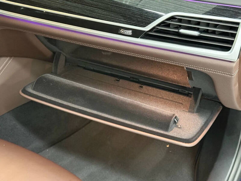 2022 BMW 7 Series 750i xDrive