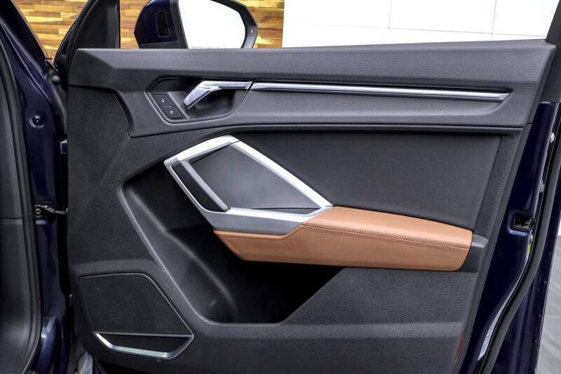 2020 Audi Q3 quattro Premium Plus 45 TFSI