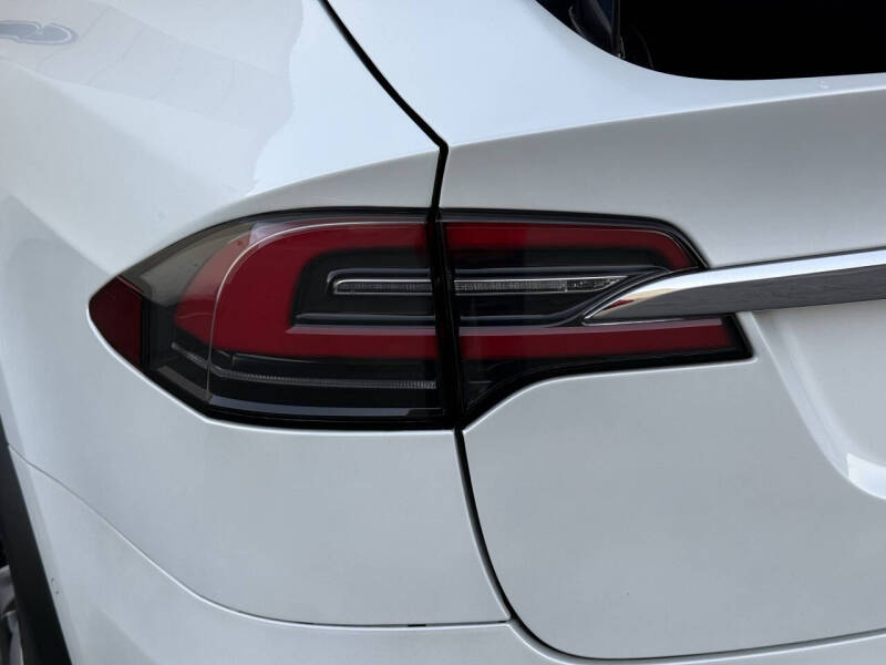 2020 Tesla Model X Long Range Plus