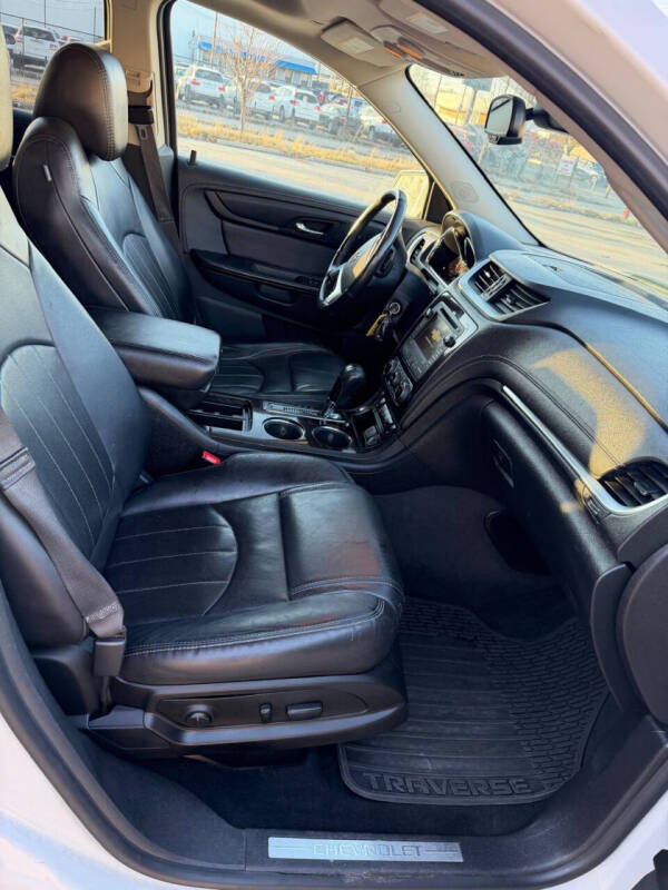 2017 Chevrolet Traverse Premier