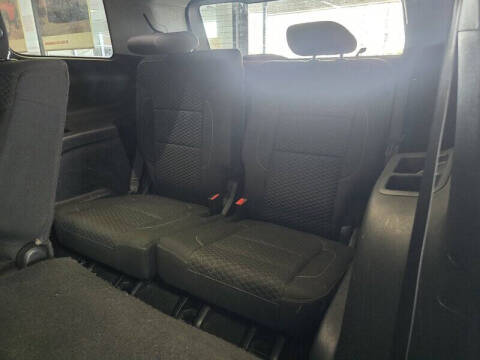 2017 GMC Acadia SLE-2