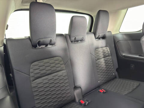 2024 Nissan Pathfinder S