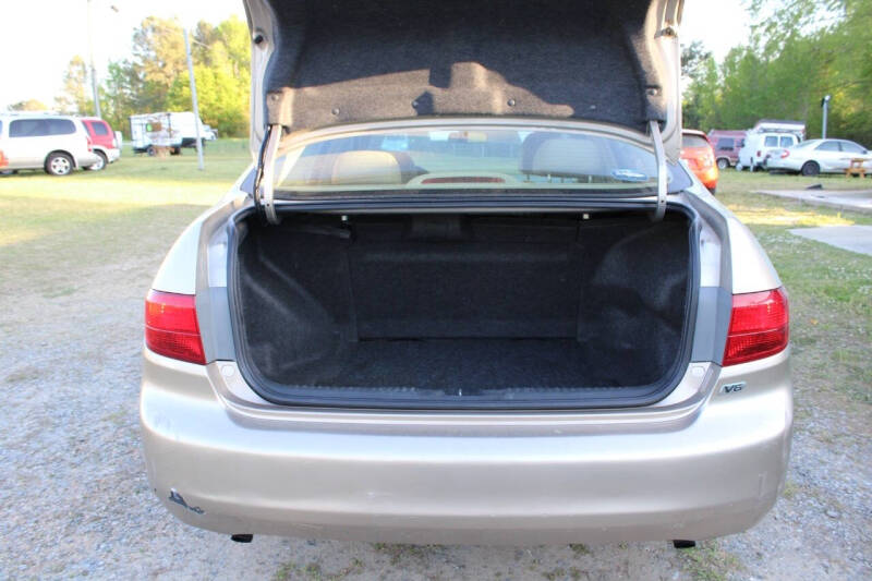 2005 Honda Accord Hybrid w/Navi