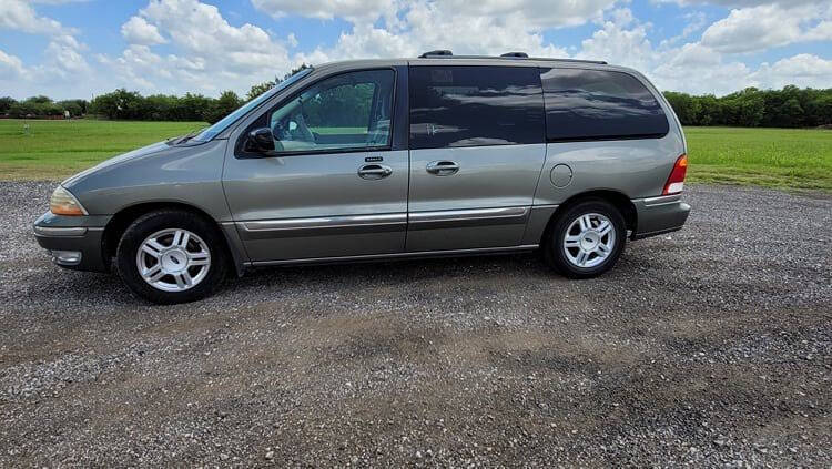 2002 Ford Windstar SE