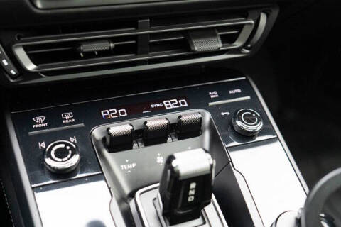 2022 Porsche 911 Carrera 4 GTS