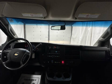 2022 Chevrolet Express 3500