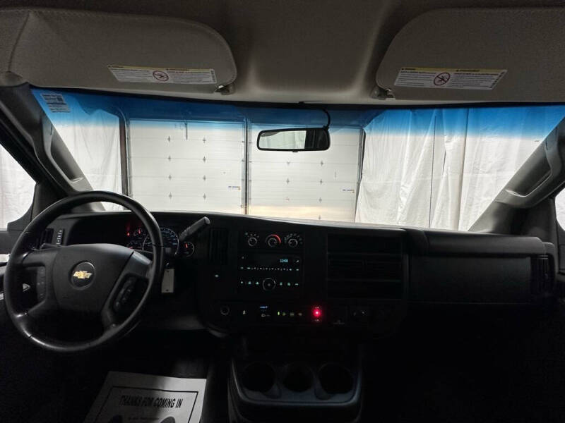 2022 Chevrolet Express 3500