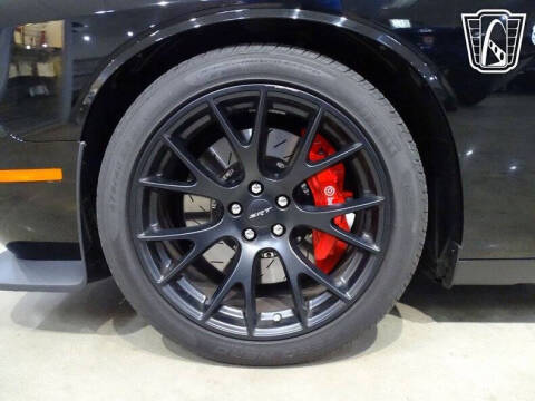 2015 Dodge Challenger SRT Hellcat