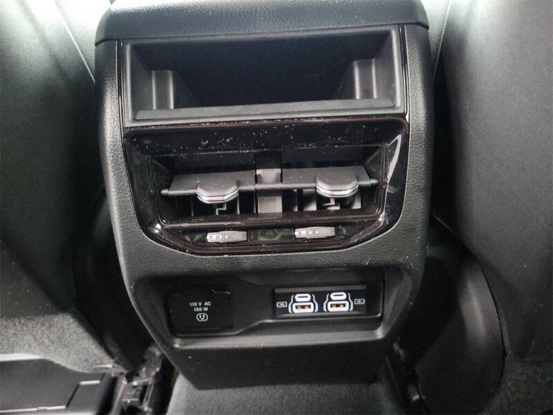 2024 Jeep Grand Cherokee Laredo X