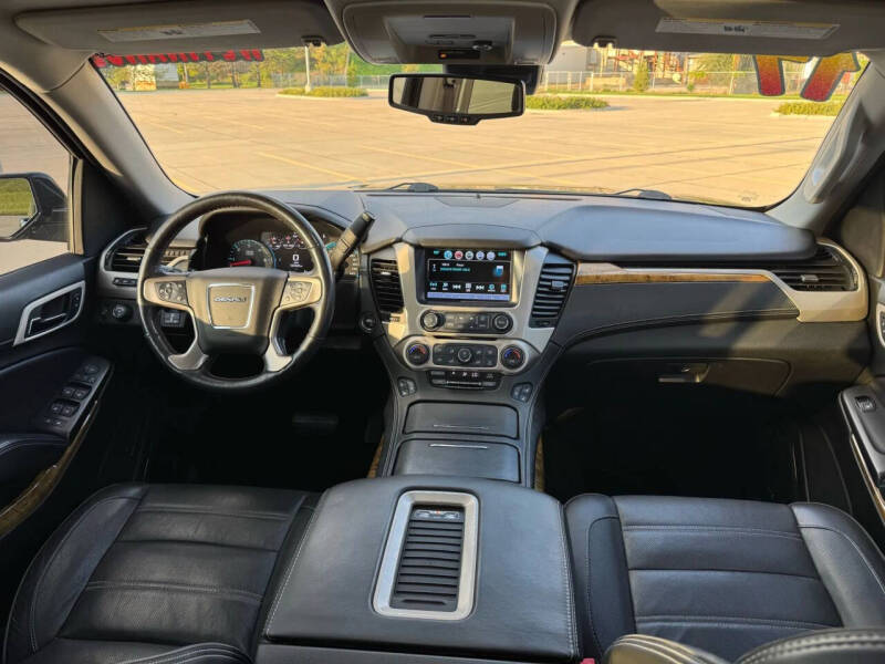 2017 GMC Yukon XL Denali