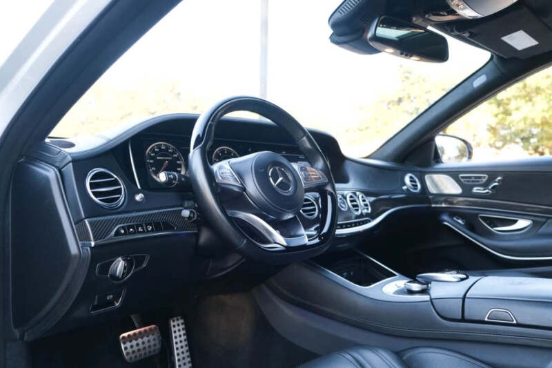 2017 Mercedes-Benz S-Class AMG S 63